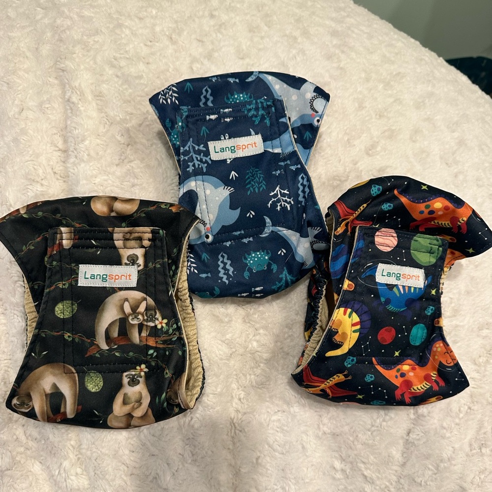 NWT Langsprit Reusable Dog Diapers - Set of 3. Small.